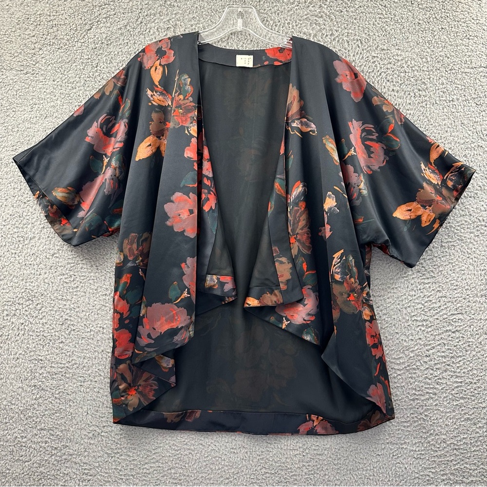 A New Day Short Sleeve‎ Kimono Open Front Dark Floral Romantic Satin Black W M